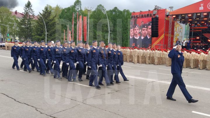 В Бугульме состоялся парад в честь 80-й годовщины Великой Победы