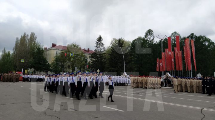 В Бугульме состоялся парад в честь 80-й годовщины Великой Победы