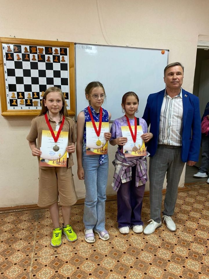 Бугульминцы стали призерами турнира по шахматам