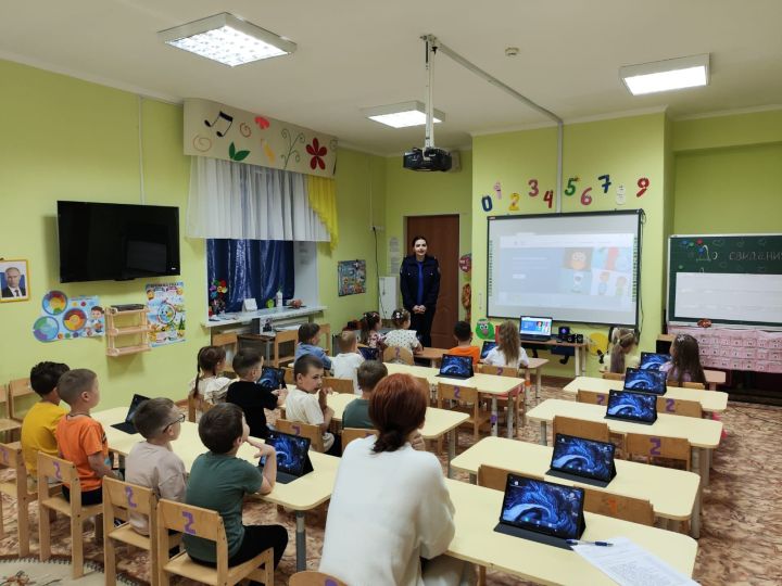Бугульминские дошкольники посетили курсы по правилам пожарной безопасности