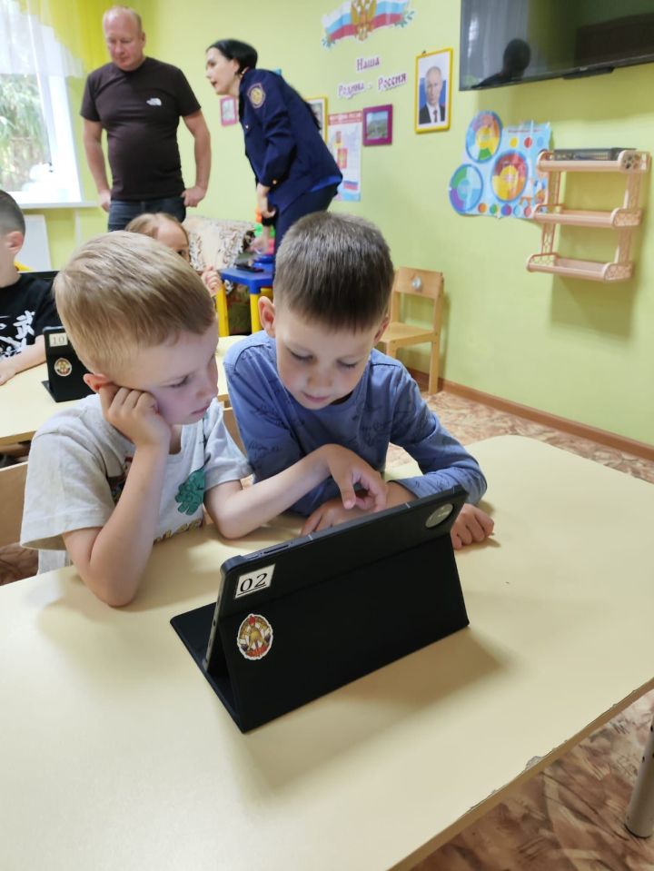 Бугульминские дошкольники посетили курсы по правилам пожарной безопасности