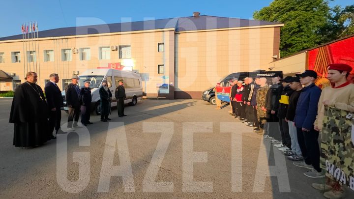 В Бугульме два призывника не явились на отправку