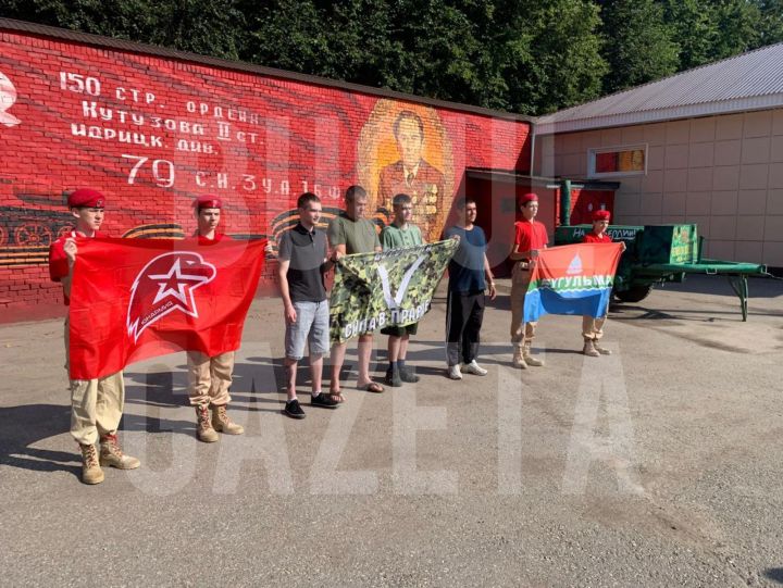 В Бугульме прошла очередная отправка контрактников
