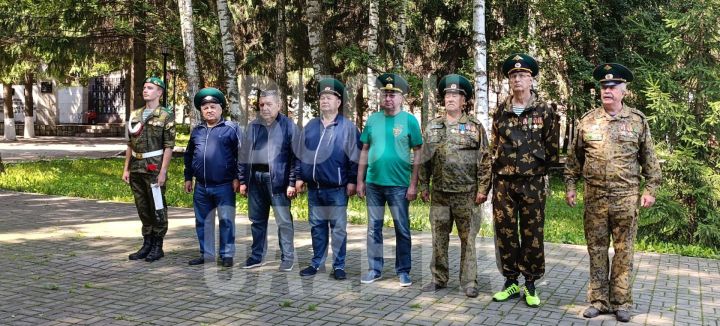 В Бугульме состоялась торжественная встреча пограничника