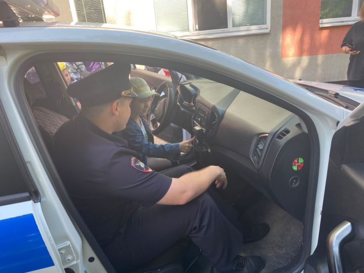 Маленьким бугульминцам напомнили правила дорожного движения