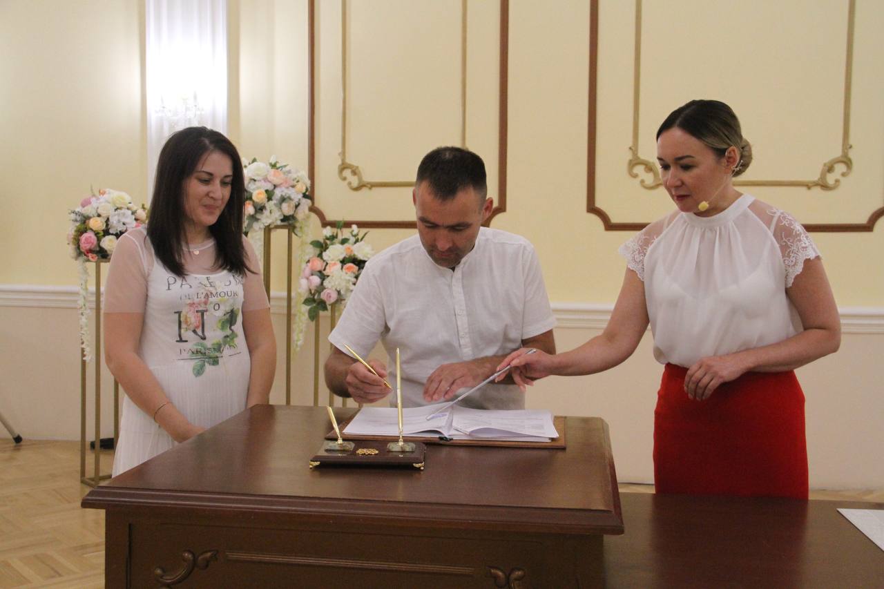 Участник СВО из Бугульмы зарегистрировал брак с избранницей
