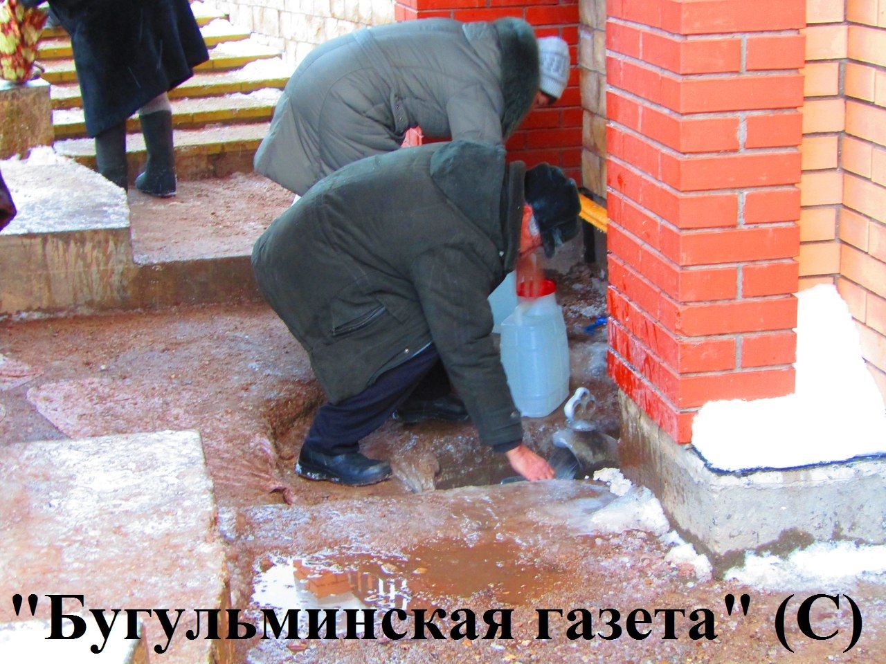 В Бугульме сегодня первое праздничное богослужение и водосвятный молебен прошли в Казанском соборе