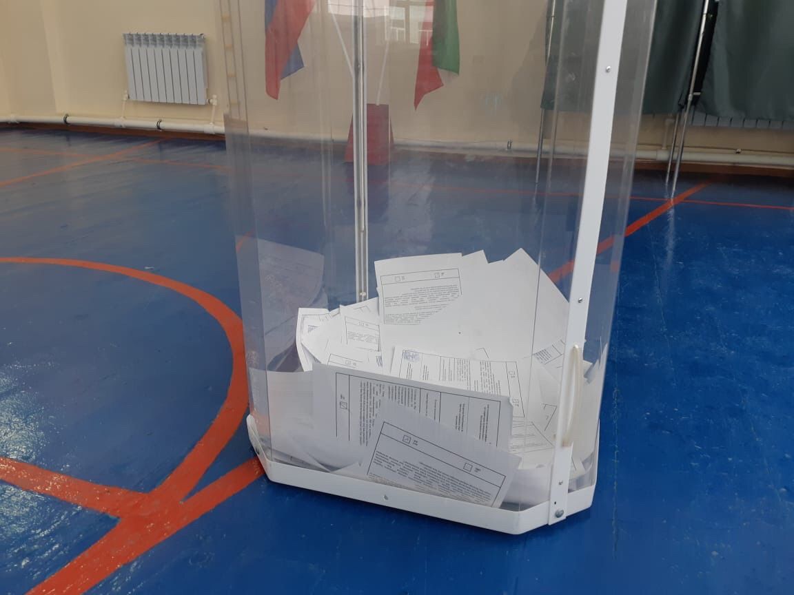 На избирательных участках Карабаша идет голосование на референдуме по самообложению граждан