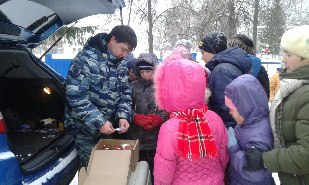 В преддверии 23 февраля полицейские Бугульмы провели для детей интересное мероприятие