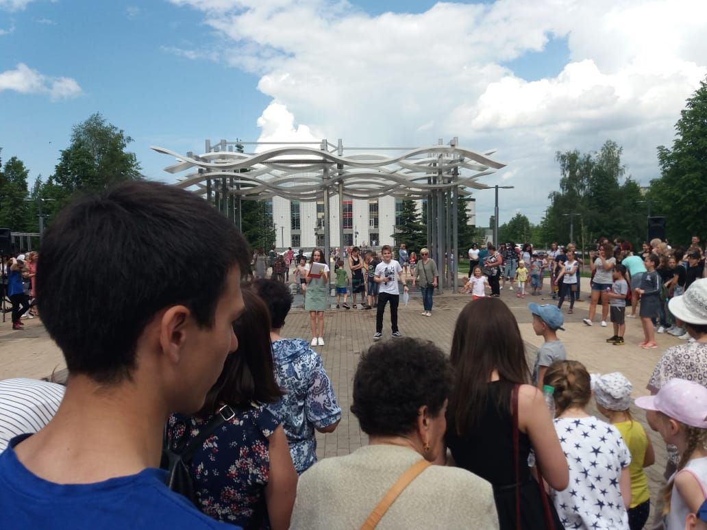 В новом сквере Бугульмы прошли праздничные мероприятия в честь Международного дня защиты детей