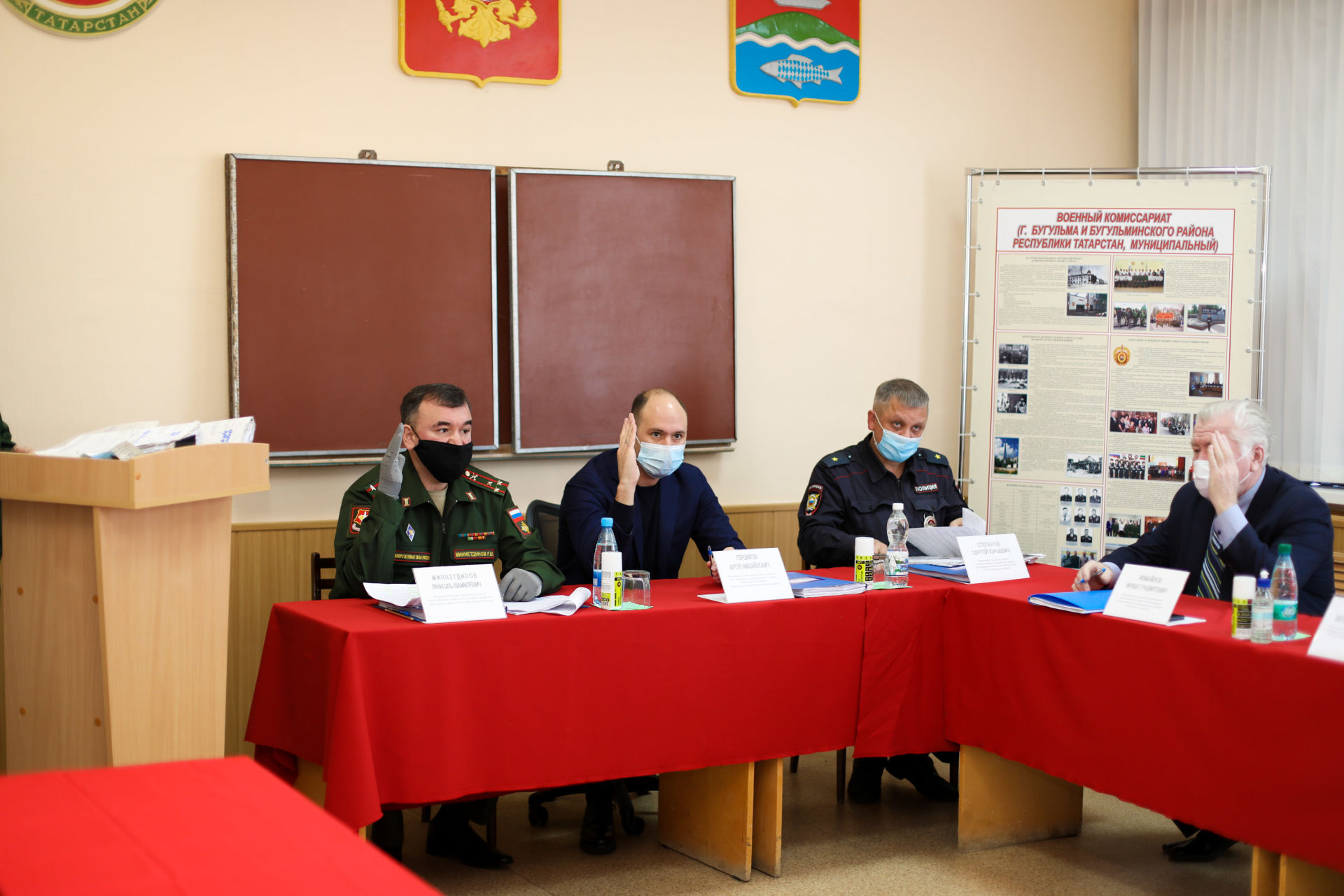 Бөгелмәдә гражданнарны хәрби хезмәткә чакыруга бәйле чаралар дәвам итә