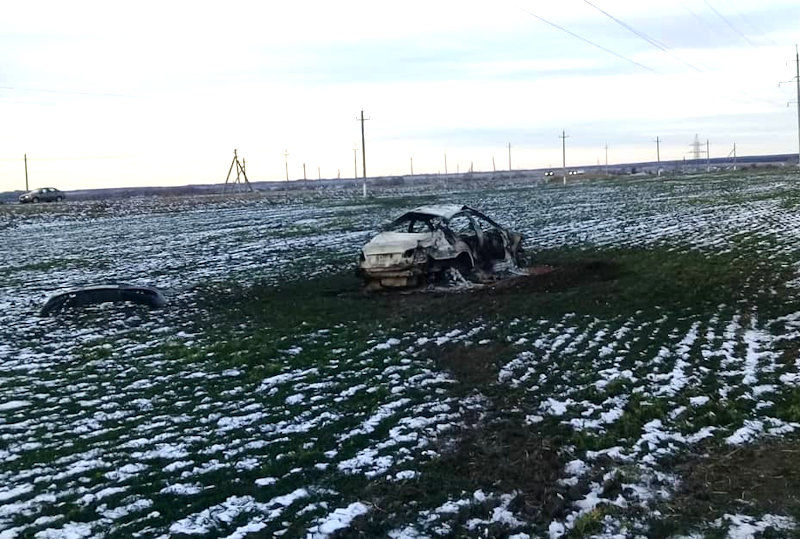 В Татарстане водитель погиб в страшном ДТП, машина сгорела дотла