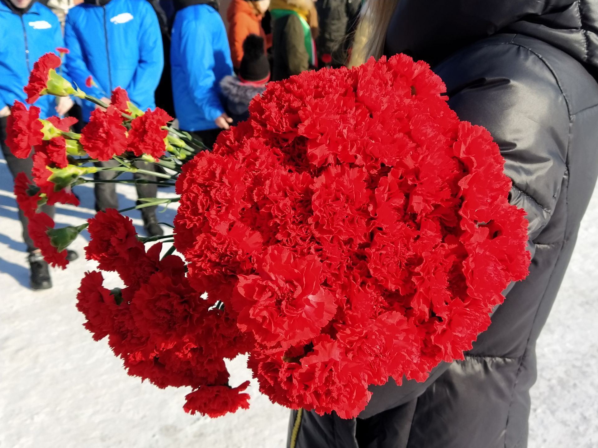 Сегодня в Бугульме состоялся митинг и возложение цветов в честь Дня защитника Отечества