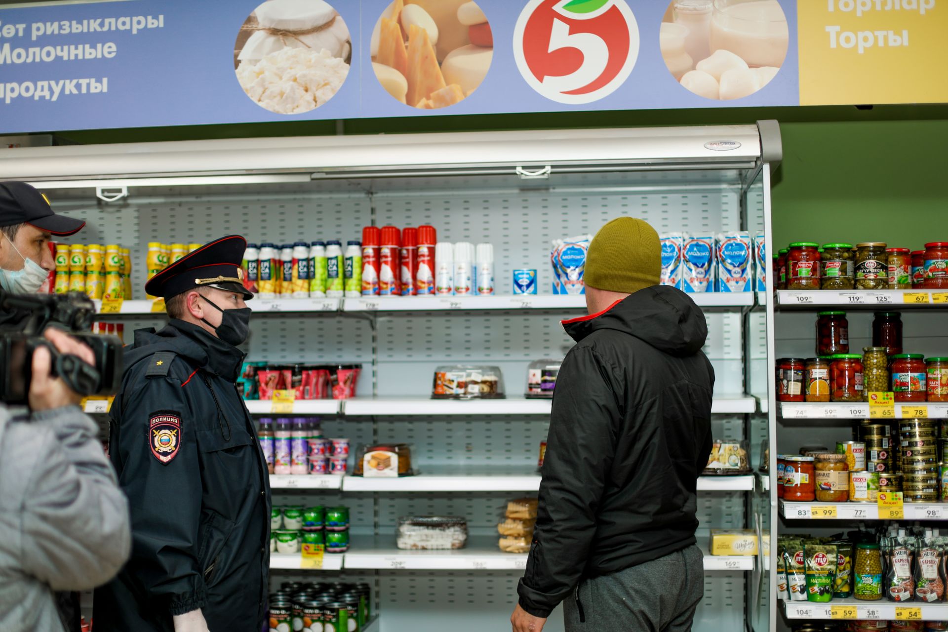 Бөгелмә полицейскийлары үз-үзеңне изоляцияләү режимы буенча профилактик чараларны дәвам итәләр.