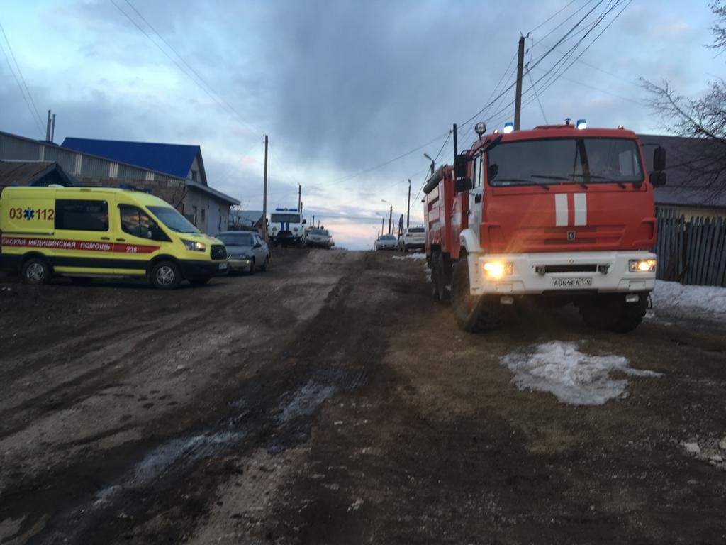 Пожар в Бугульме, на улице Локомотивной