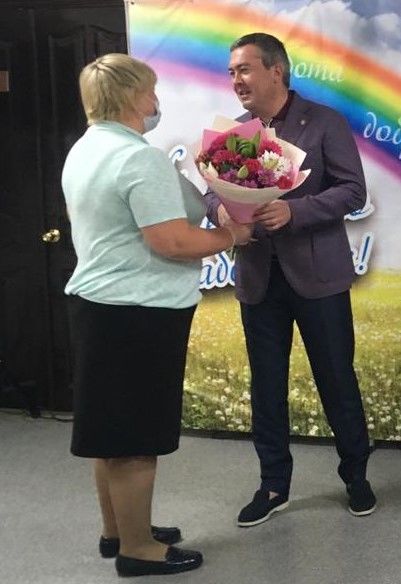 Линар Закиров социаль хезмәткәрләрне һөнәри бәйрәмнәре белән котлады