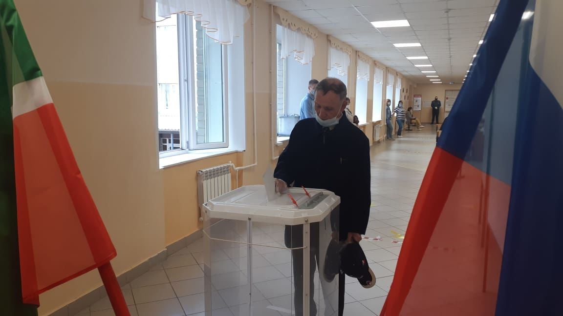 Почетный гражданин Бугульмы проголосовала за поправки к Конституции РФ