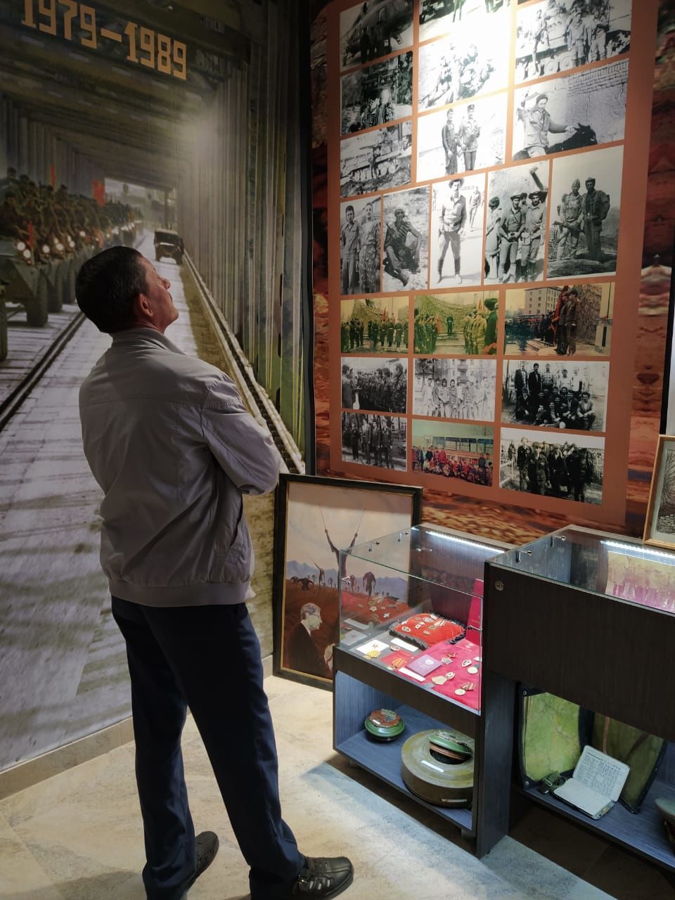 Бугульминцы общими усилиями реставрировали зал боевой славы «Память»
