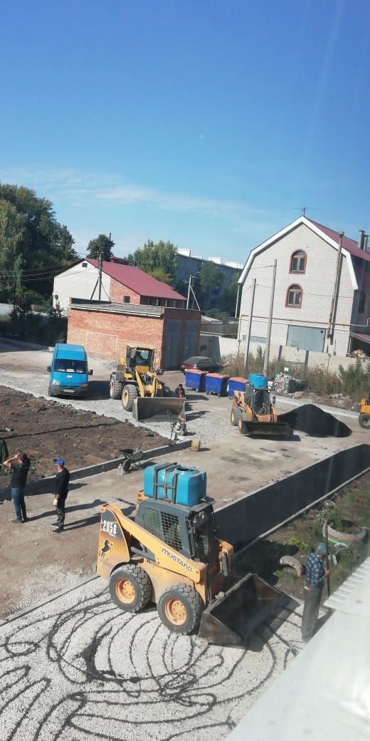 Во дворе на улице Чайковского начались работы по программе «Наш двор»