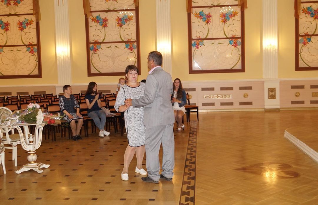 Семью Дроздовых из Бугульминского района поздравили с жемчужной свадьбой