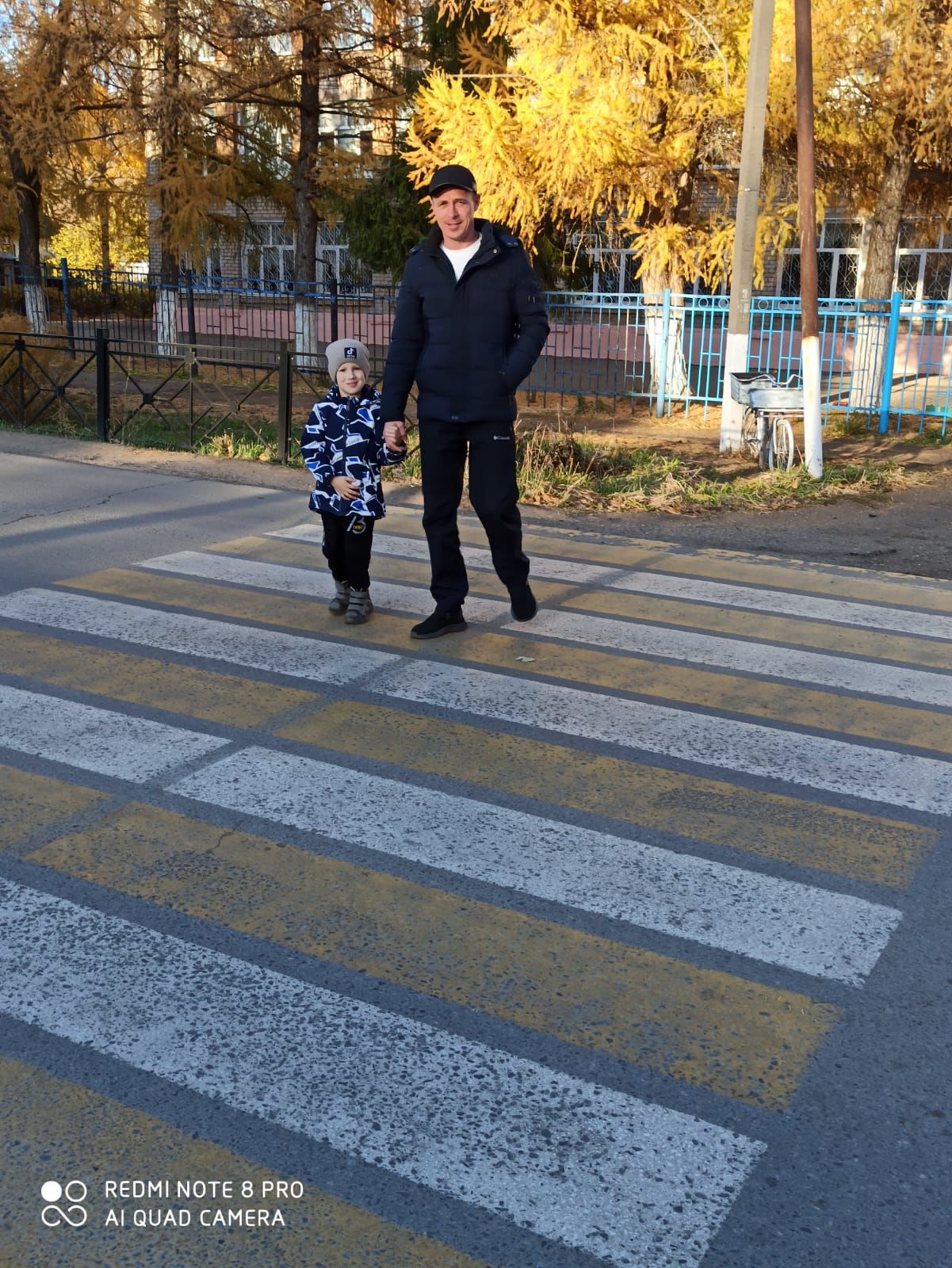 Дошколята Бугульмы приняли участие в акции «Мой папа лучший пешеход! Мой папа лучший водитель!»