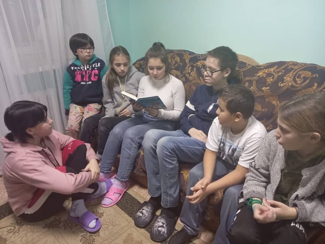 В бугульминском приюте "Ялкын" прошли уроки громкого чтения