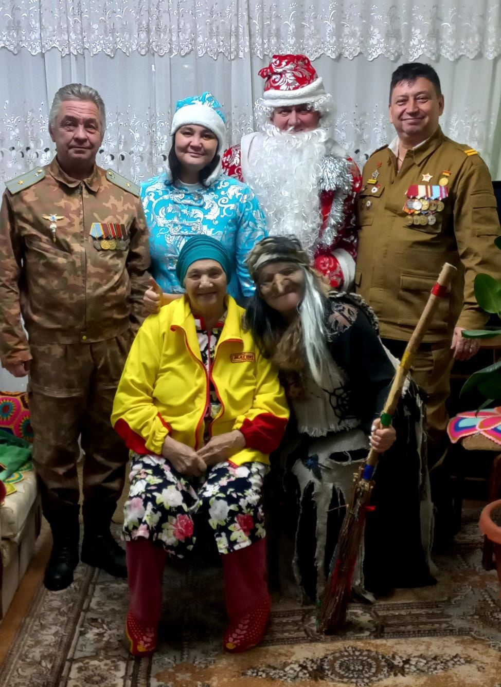 Ветераны боевых действий Бугульмы поздравили семьи своих товарищей