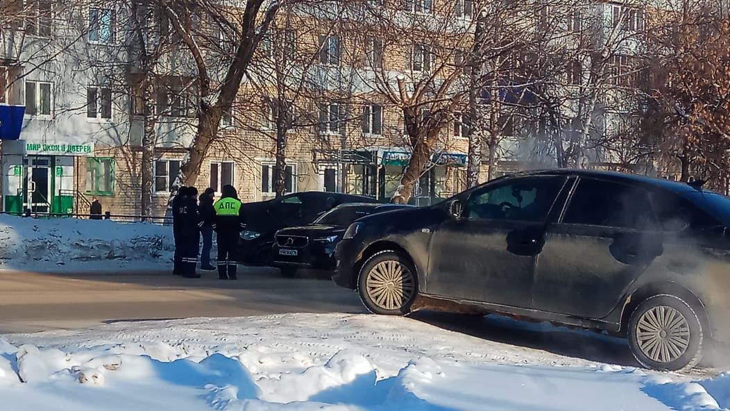 УРСЖ Бугульма. Бугульма Татарстан ДТП октябрь двадцать второго года. Бугульма сегодня на улице. Бугульма вк черный