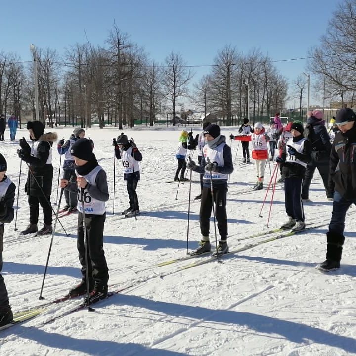 В Бугульме провели лыжные гонки к 90-летию ГТО