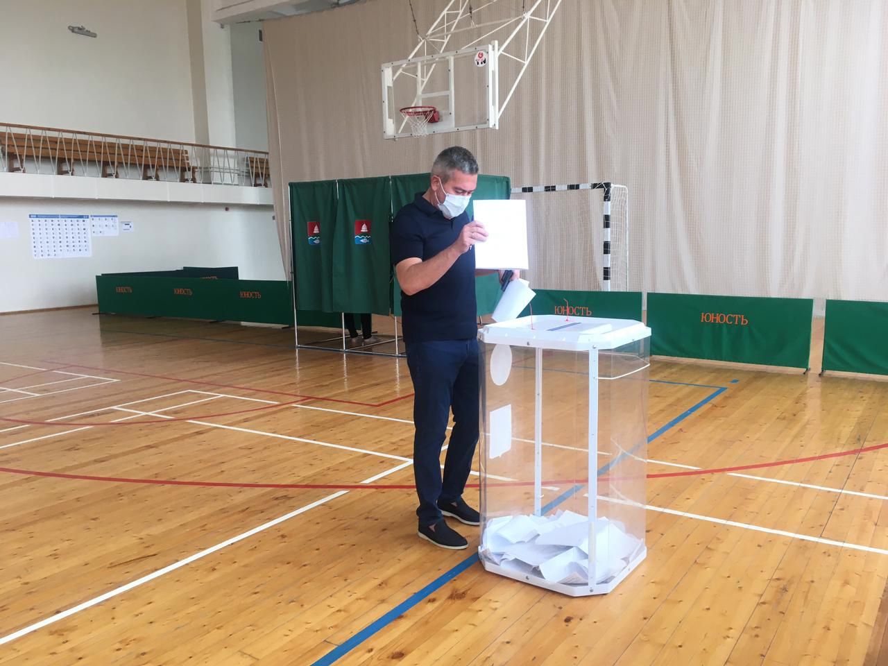 Мэр Бугульмы Линар Закиров принял участие в предварительном голосовании партии «Единая Россия»