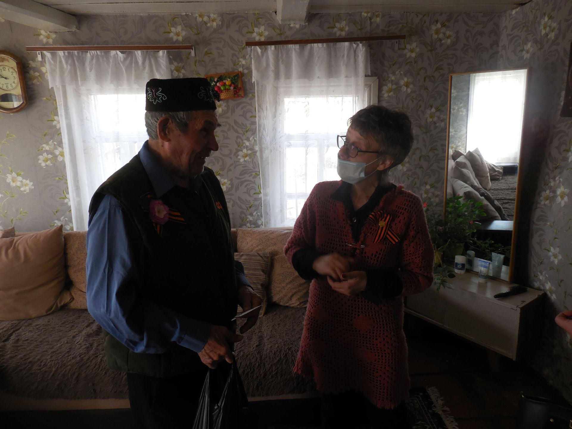 Активисты посетили тружеников тыла и детей войны из Бугульминского района