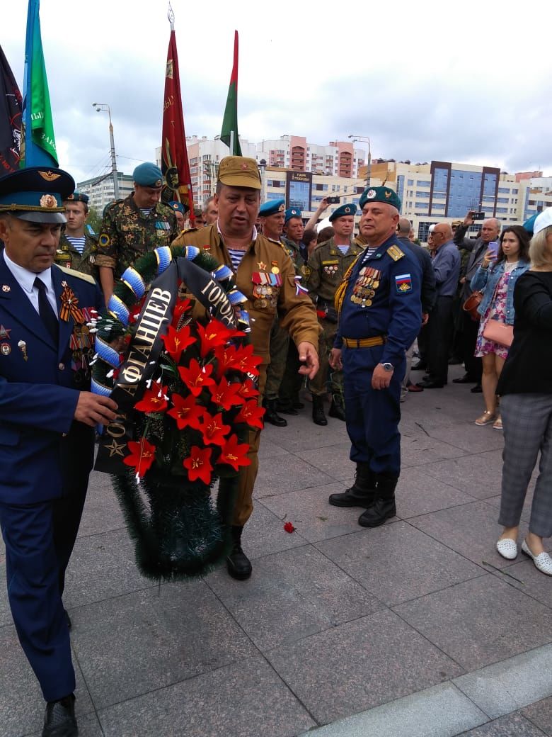 Бугульминцы участвовали в открытии памятника воинам-интернационалистам