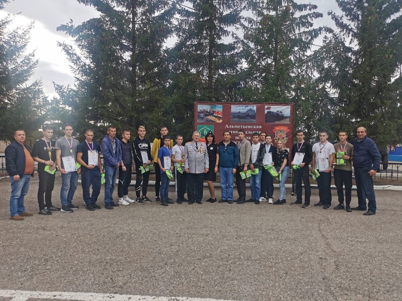 Бугульминские студенты приняли участие в конкурсе водительского мастерства