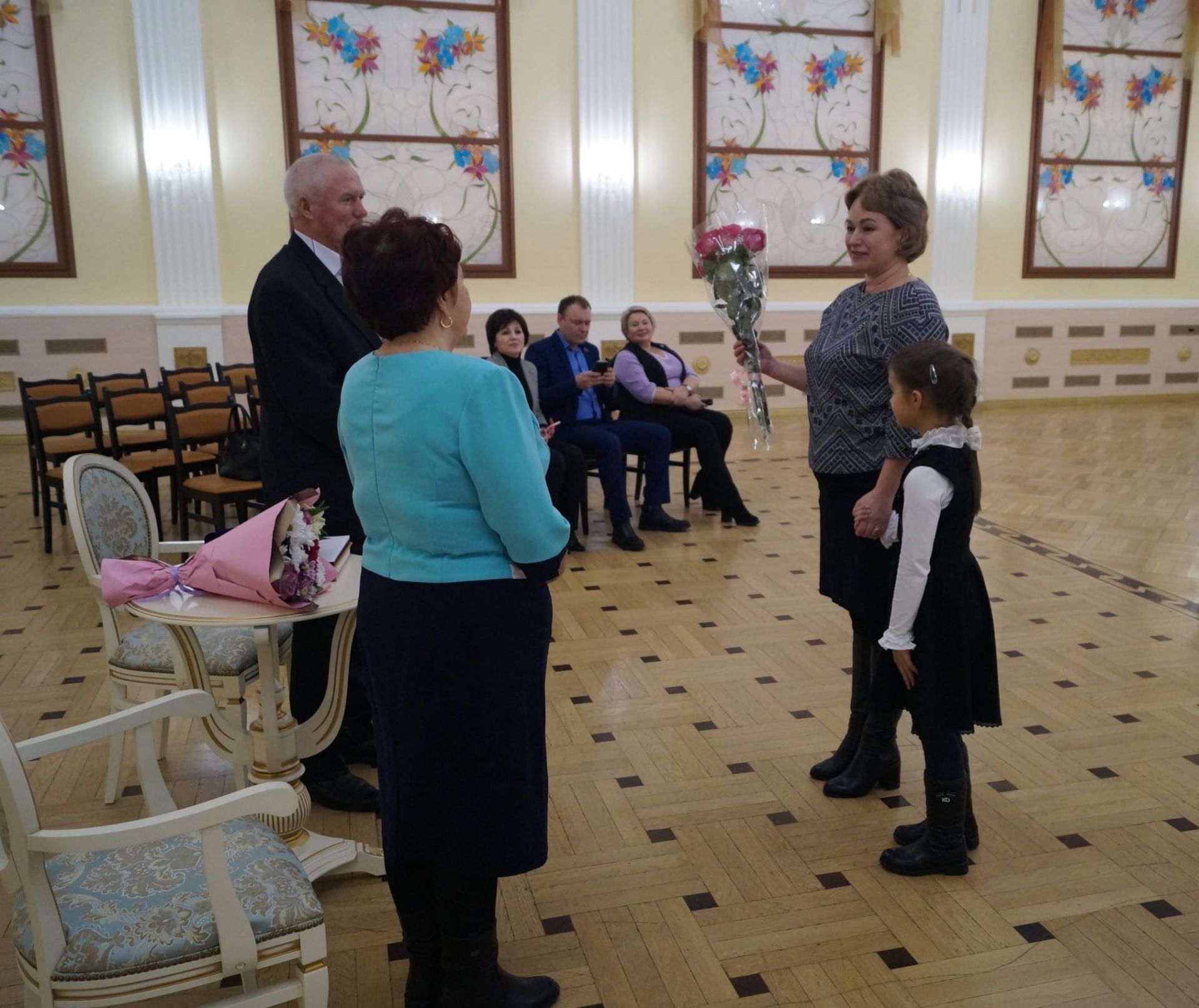 В Бугульме семью Тугаевых поздравили с золотой свадьбой