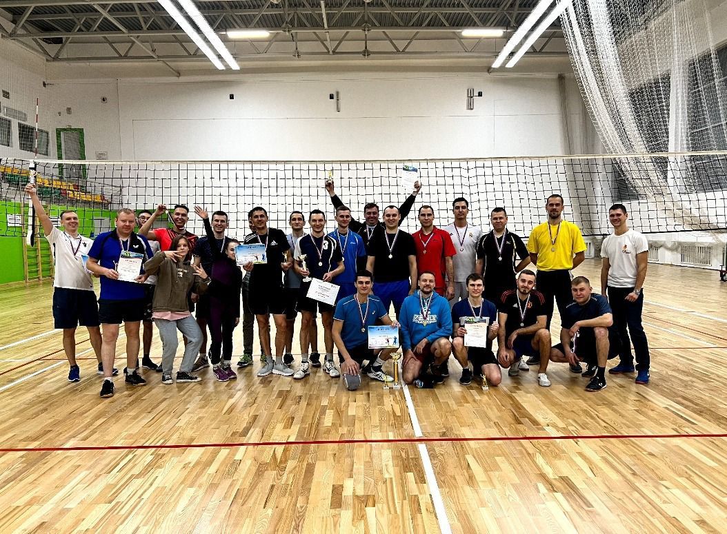 Коллективы «Татнефти» Бугульминского района провели товарищеский матч по волейболу