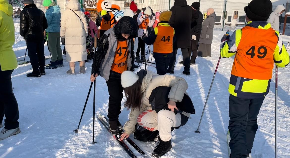 В Бугульме провели новогоднюю лыжную гонку для детей