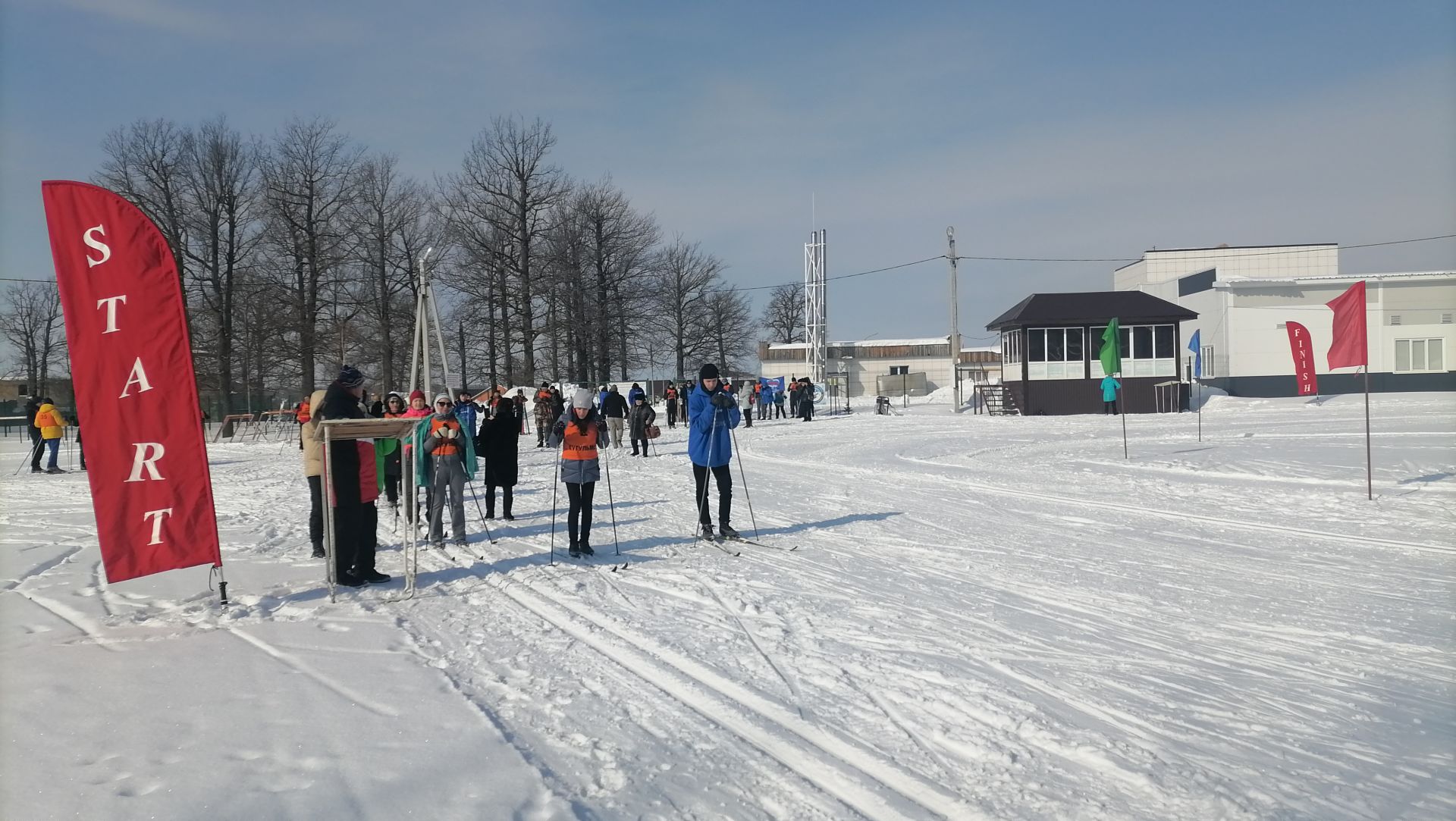 В Бугульме прошли традиционные лыжные гонки среди инвалидов по зрению