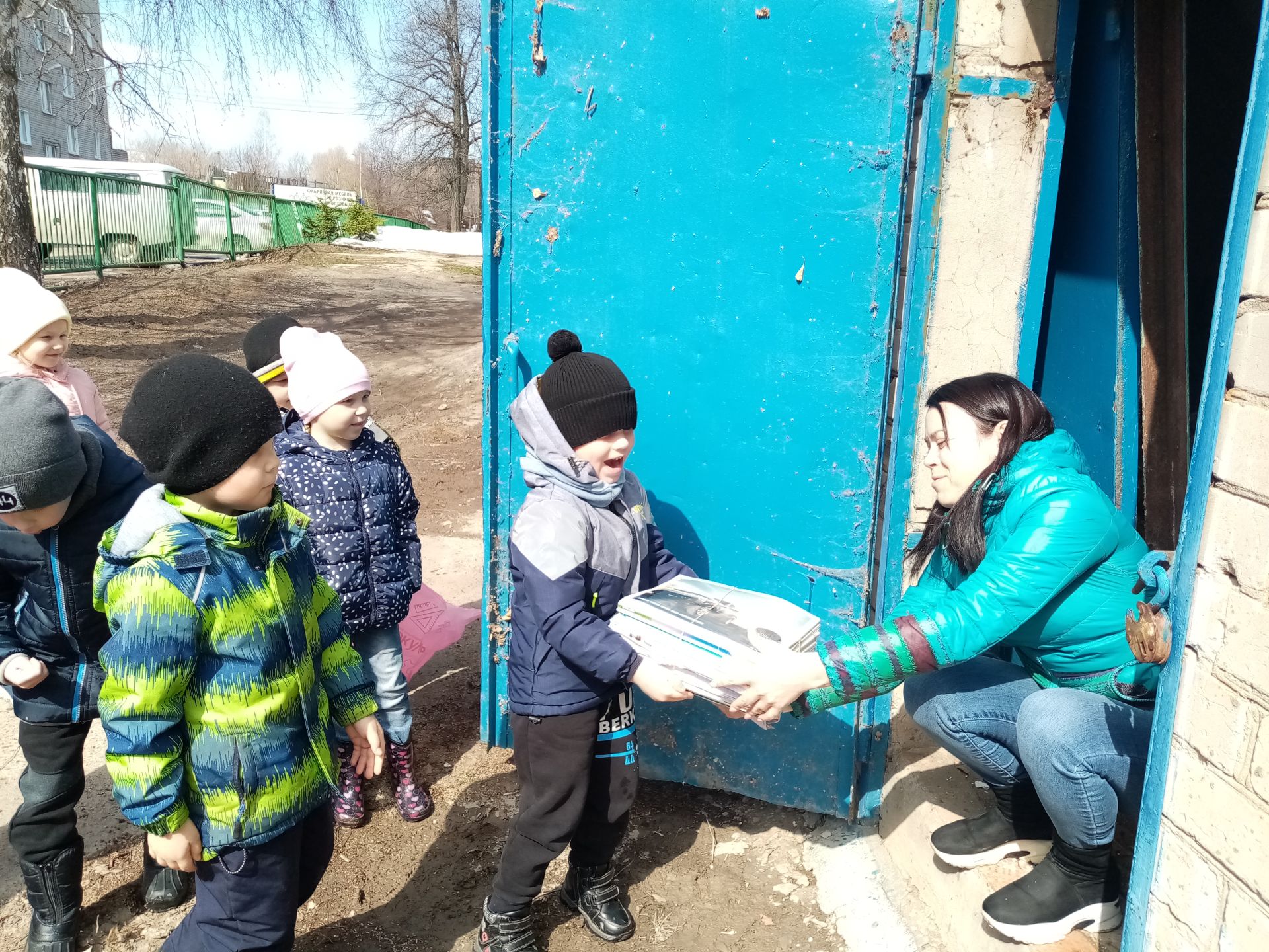Воспитанники детского сада Бугульмы собрали 215 кг макулатуры
