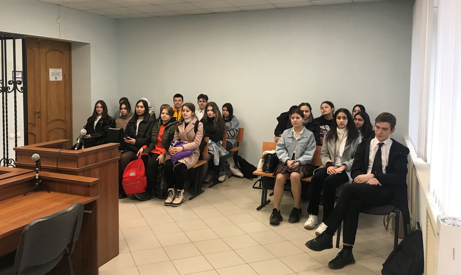 Бугульминские школьники посетили с экскурсией городской суд