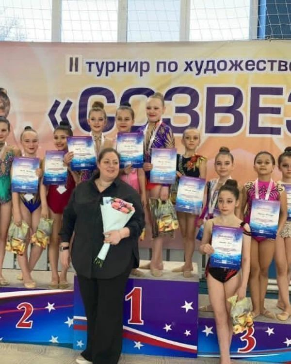 Бугульминские гимнастки приняли участие в Межрегиональном турнире «Кубок созвездия»