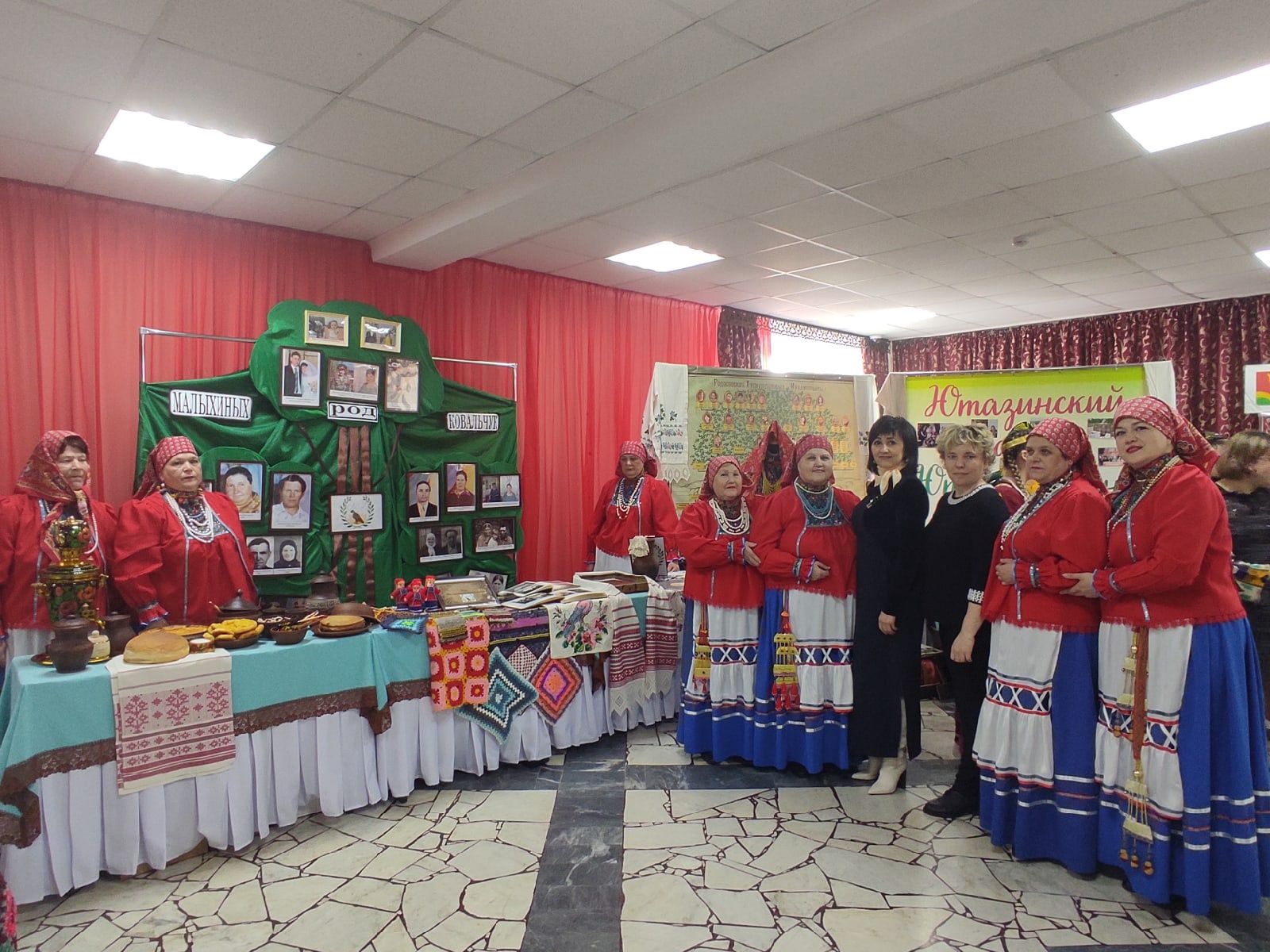 Семья из Бугульминского района рассказала о ценных реликвиях, которые передает из поколения в поколение