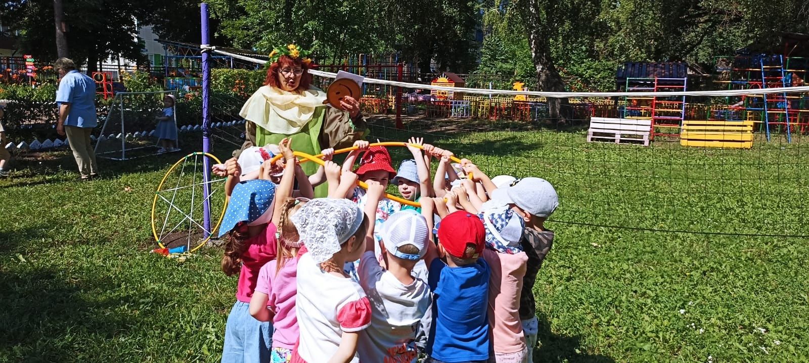 Игровую программу «Солнечные зайчики» провели в детском саду Бугульмы