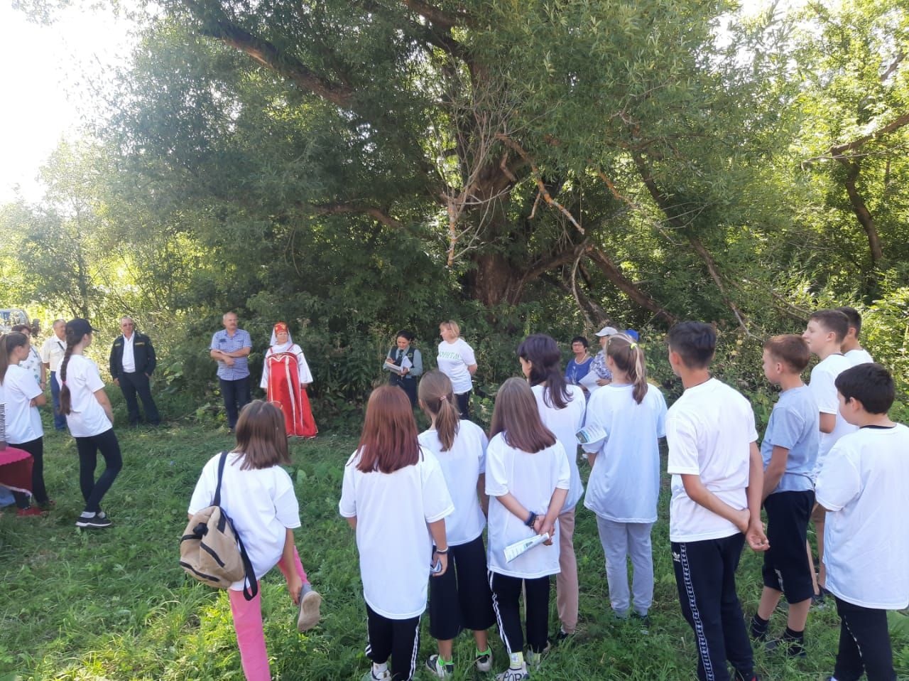 В Бугульминском районе продолжается творческий проект «Экологическая лаборатория «Экоритм»
