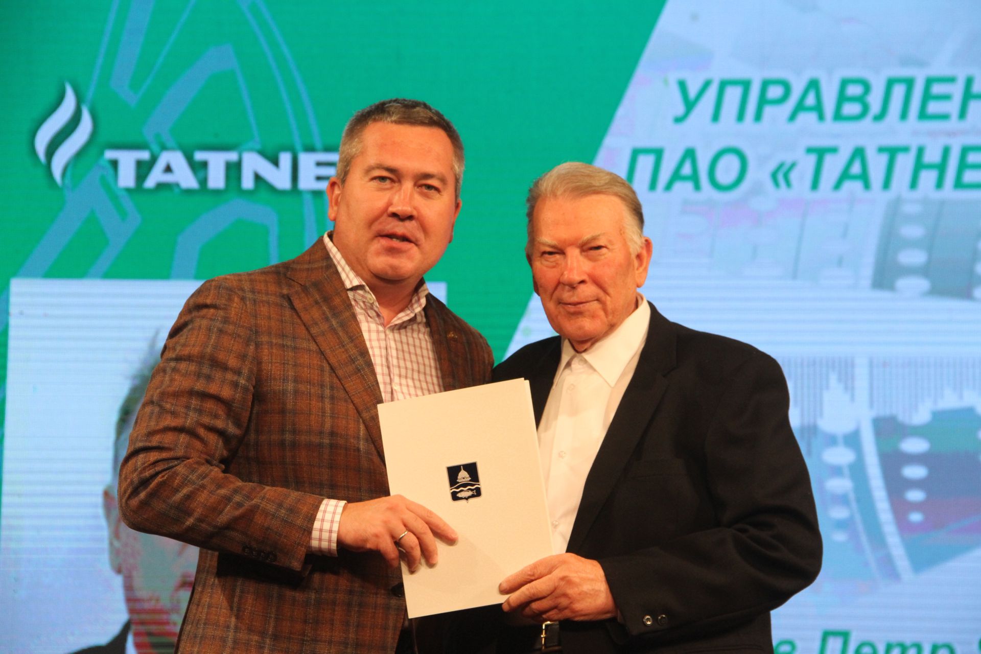 Линар Закиров поздравил коллектив управления «Татнефтеснаб» с 70-летием предприятия