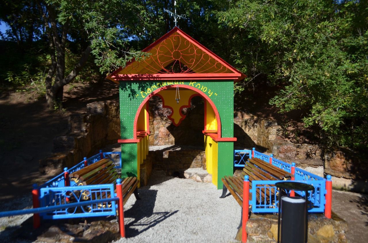 В селе Малая Бугульма торжественно открыли обновленный «Лампишин ключ»