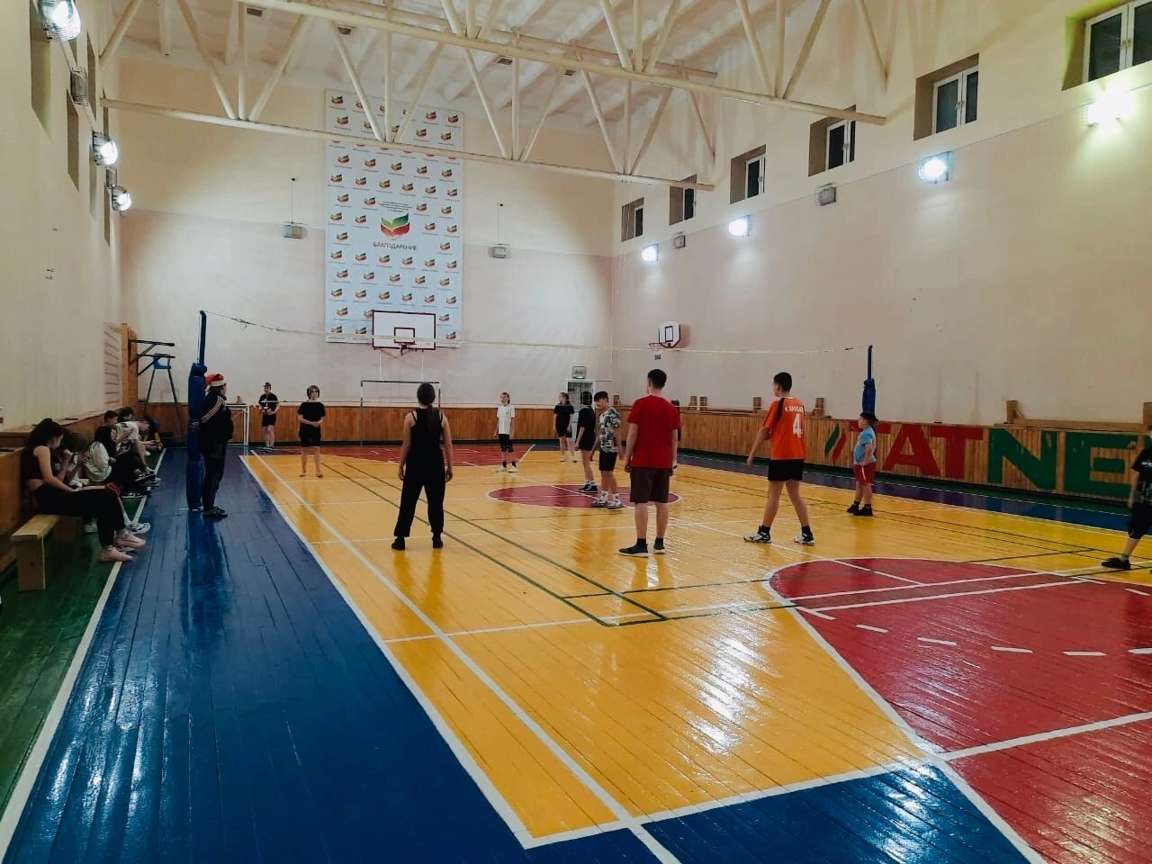 В Бугульминском районе прошли соревнования по волейболу