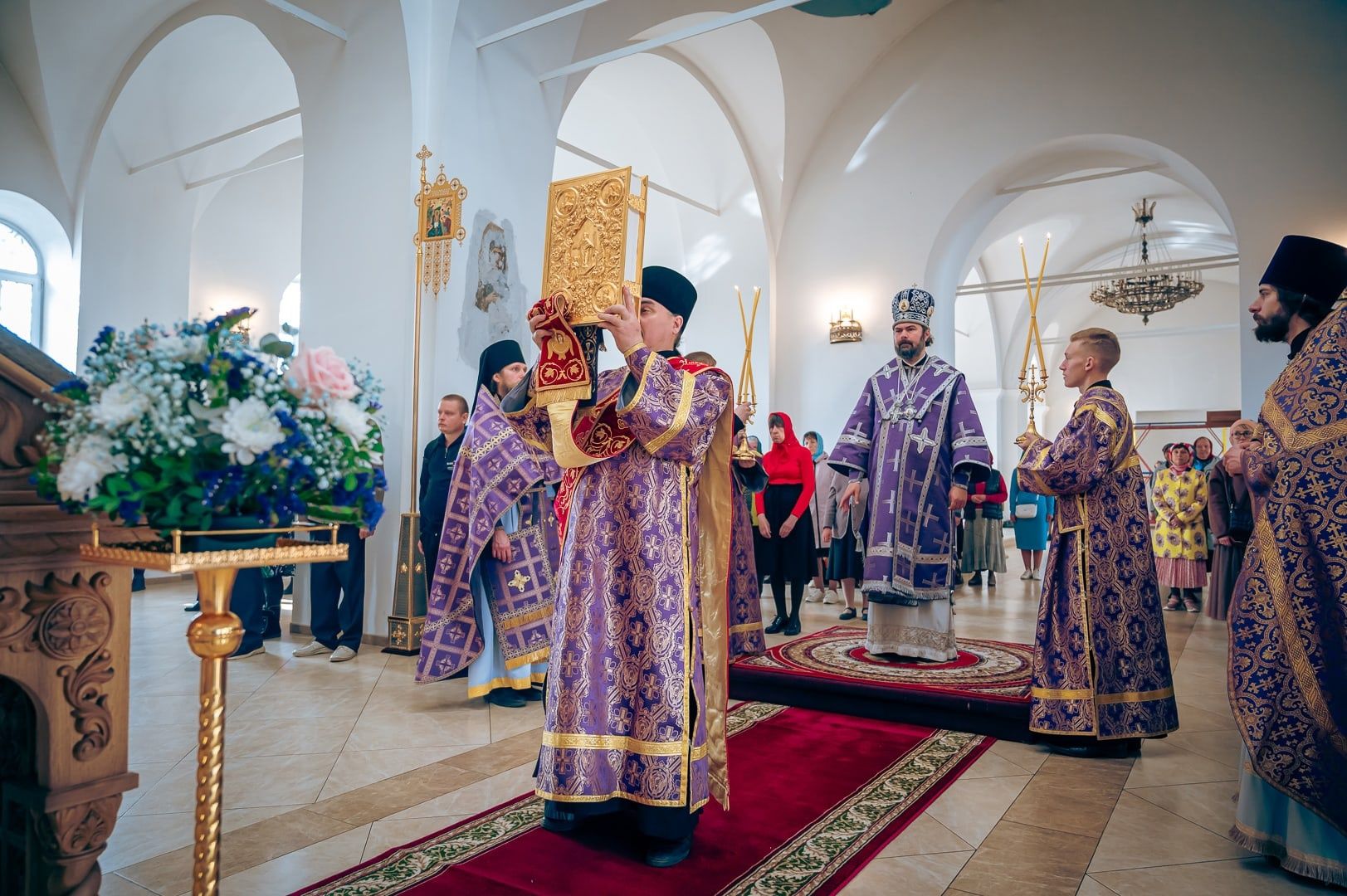 Епископ Мефодий совершил Божественную литургию в монастыре Бугульмы