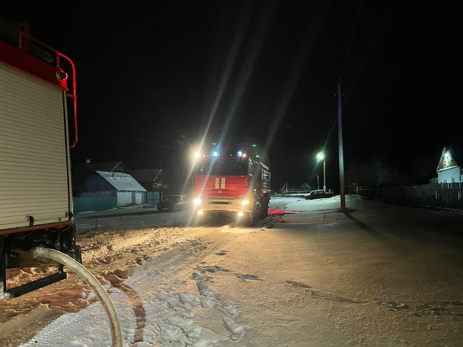 Сгорела кровля дома на пожаре в поселке Победа Бугульминского района