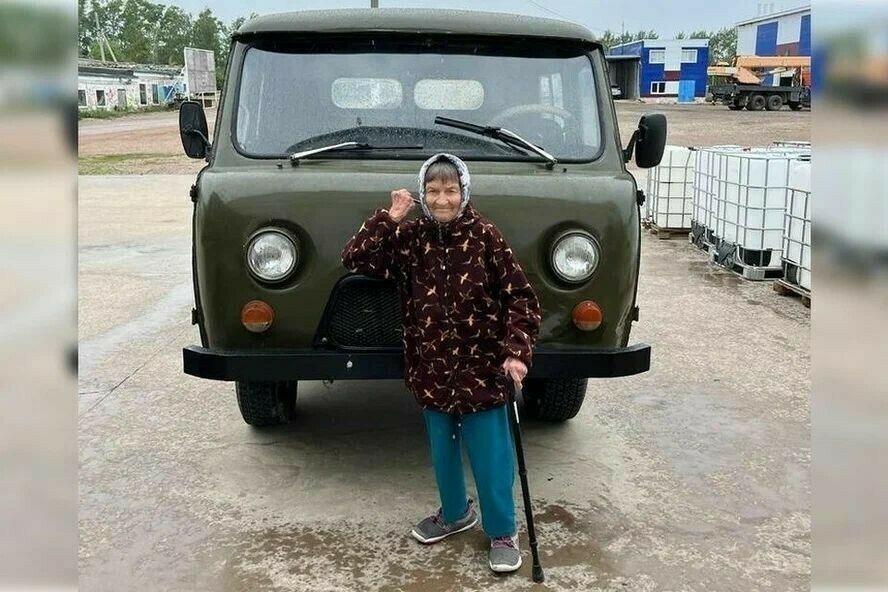 В Бугульме ушла из жизни баба Тая, подарившая УАЗ бойцам спецоперации