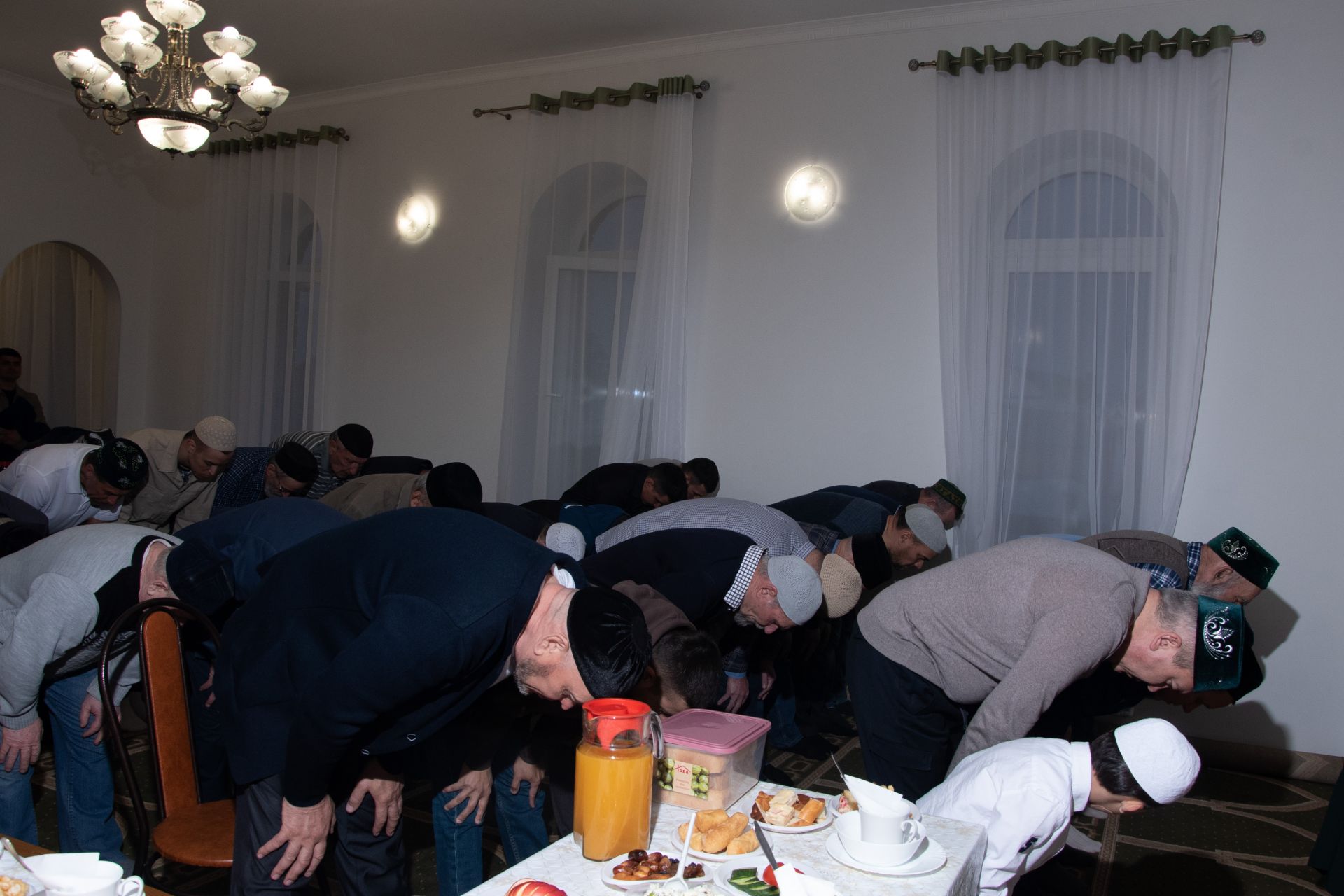Семьи мобилизованных приняли участие в ифтаре от имени главы района